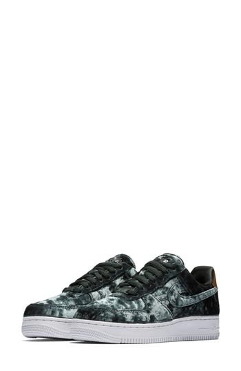 Women's Nike Air Force 1 '07 Premium Sneaker .5 M - Green