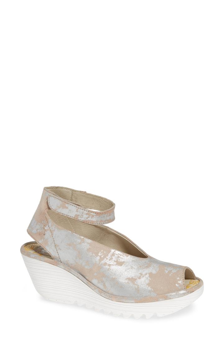 Women's Fly London 'yala' Sandal -8.5us / 39eu - Pink