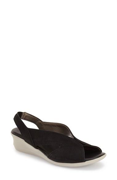 Women's The Flexx 'charlee' Slingback Wedge Sandal .5 M - Black