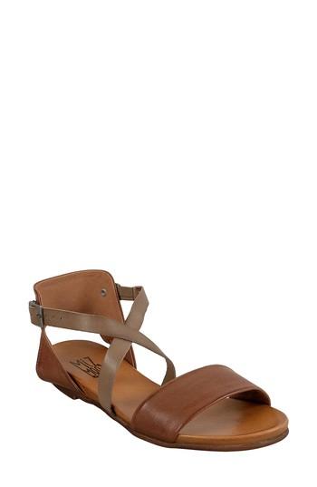 Women's Miz Mooz Amanda Sandal M - Brown