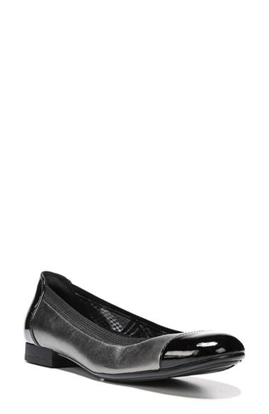 Women's Naturalizer 'therese' Cap Toe Flat .5 N - Metallic