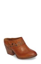Women's Sofft Gila Studded Mule .5 M - Brown