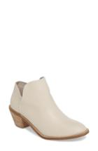 Women's Kelsi Dagger Brooklyn Kenmare Bootie M - White