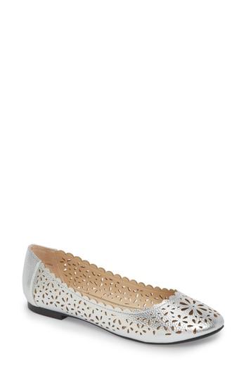 Women's Athena Alexander Annora Perforated Flat M - Metallic