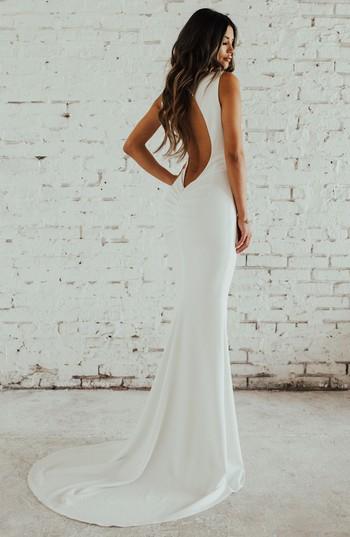 Women's Noel And Jean Low Back Crepe Mermaid Gown