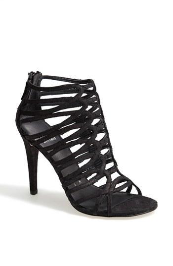 Stuart Weitzman 'loops' Sandal Black