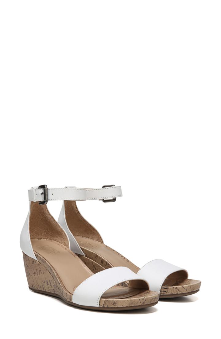 Women's Naturalizer Cami Wedge Sandal .5 M - White