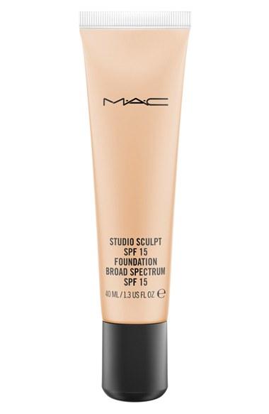 Mac Studio Sculpt Spf 15 Foundation - Nc30