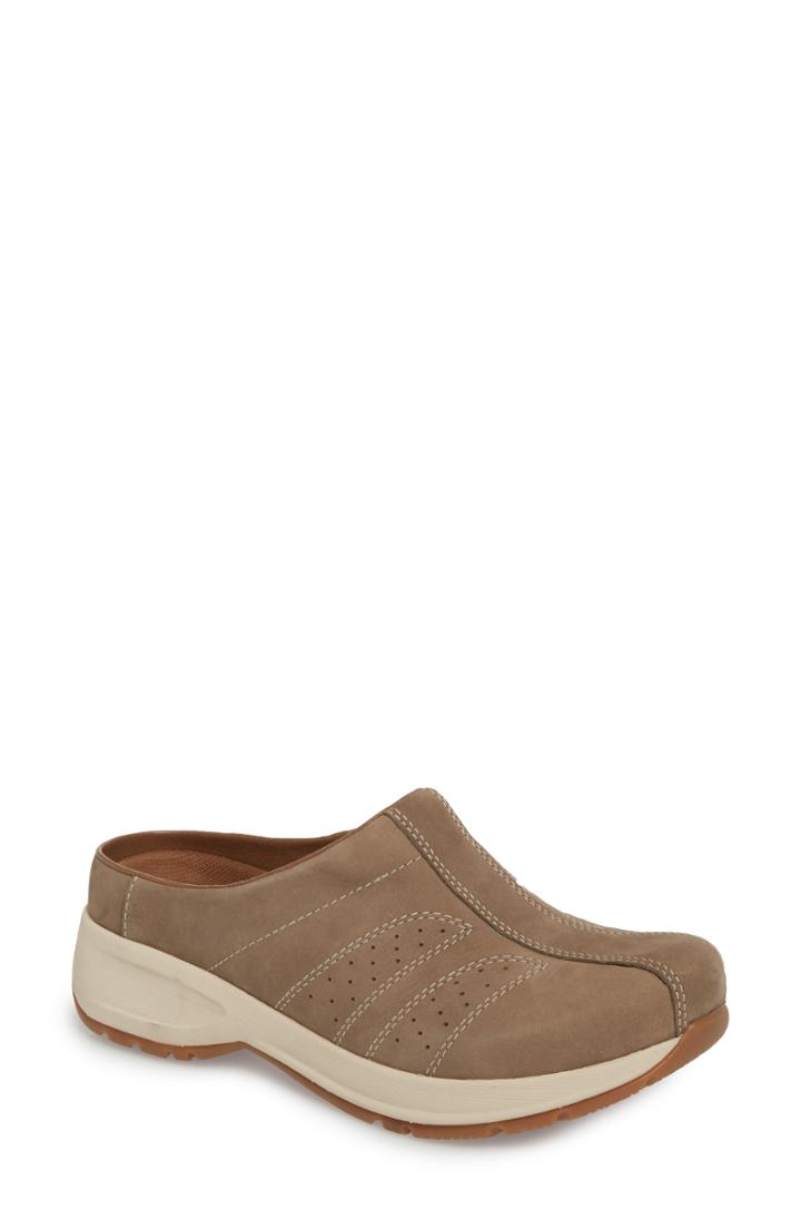 Women's Dankso Shelly Mule .5-9us / 39eu M - Beige