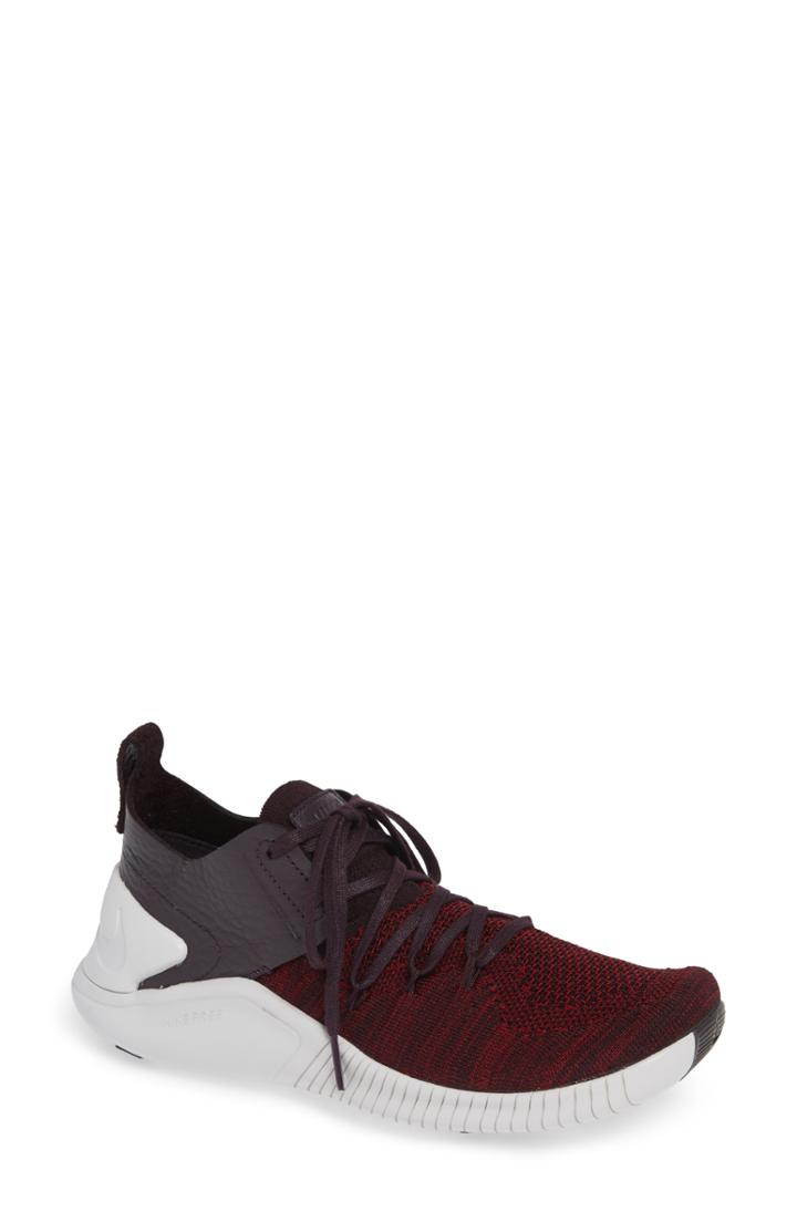 Women's Nike Free Tr Flyknit 3 Training Shoe .5 M - Burgundy