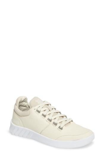 Women's K-swiss Aero Trainer Sneaker .5 M - White