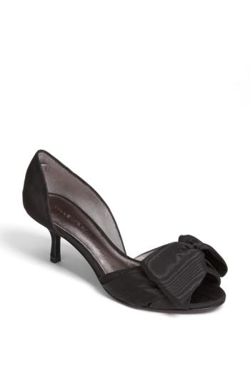 Women's Pelle Moda 'alera' Pump .5 M - Black