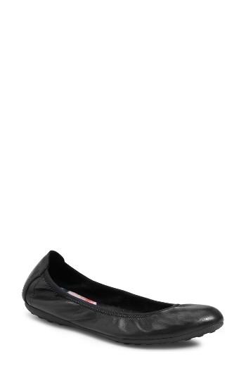 Women's B?rn Izabella Ballet Flat .5 M - Black