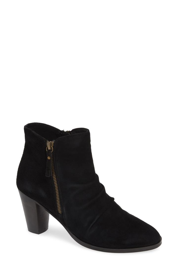 Women's Mia Niki Bootie .5 M - Black
