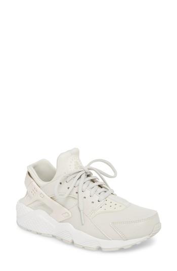 Women's Nike Air Huarache Run Sneaker M - Beige
