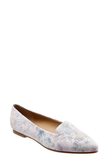 Women's Trotters Harlowe Pointy Toe Loafer N - Pink