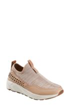 Women's Earth Ramble Sneaker .5 M - Beige