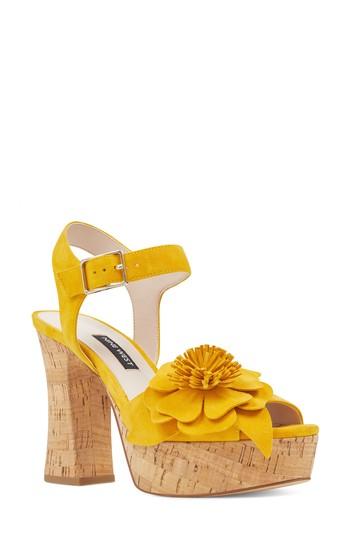 Women's Nine West Winflower Flower Platform Sandal .5 M - Yellow