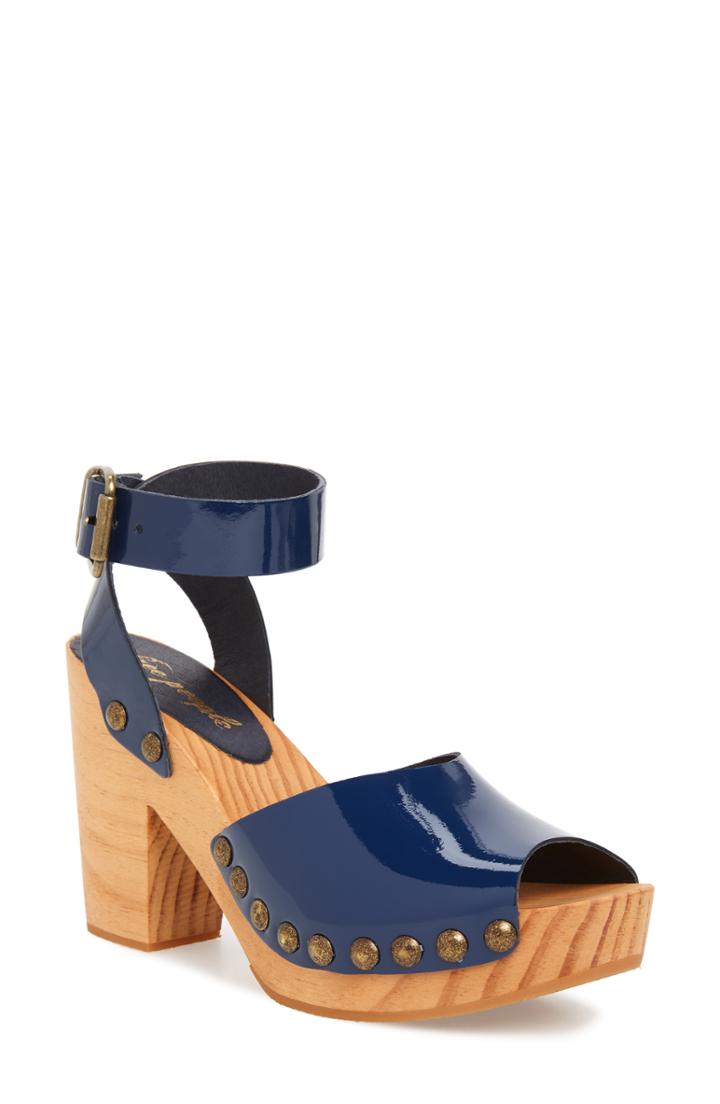 Women's Free People Pasadena Clog Sandal Us / 38eu - Blue