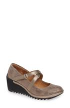 Women's Comfortiva Alice Wedge Heel Pump .5 M - Beige