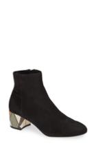 Women's Pelle Moda Umiko Bootie .5 M - Black