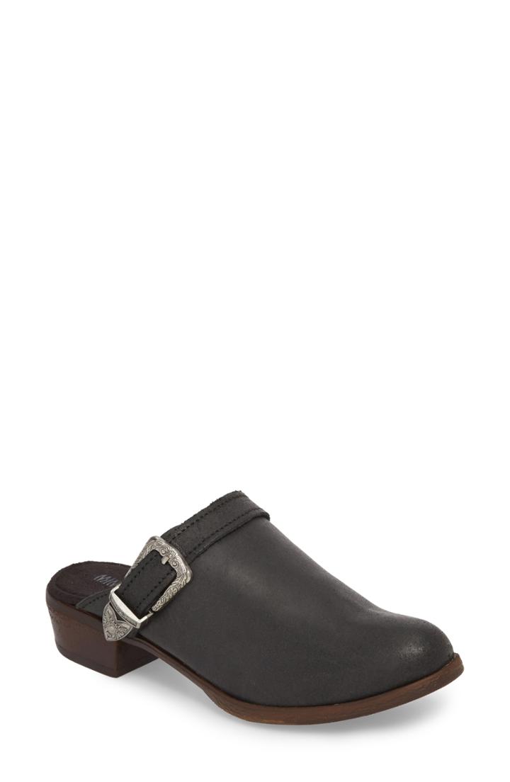 Women's Minnetonka Billie Buckled Clog .5 M - Black