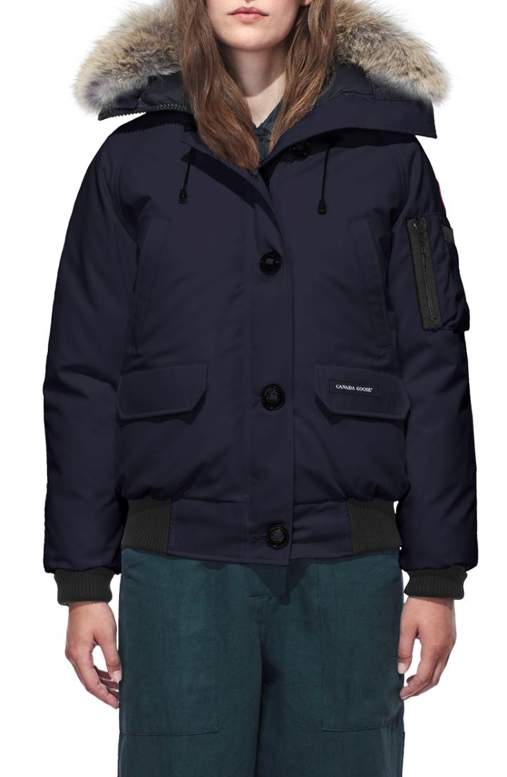 Women's Canada Goose Chilliwack Hooded Down Bomber Jacket With Genuine Coyote Fur Trim