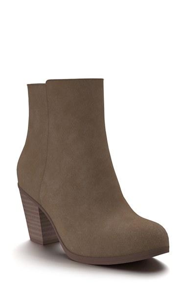 Women's Shoes Of Prey Block Heel Bootie .5 B - Brown