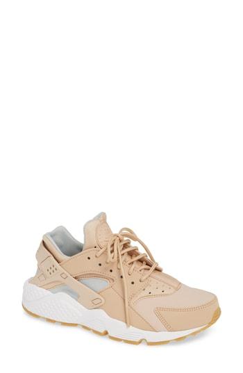 Women's Nike Air Huarache Run Sneaker .5 M - Brown