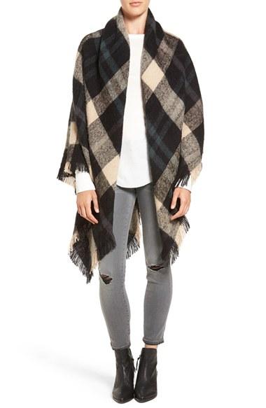 Women's Treasure & Bond Plaid Blanket Wrap