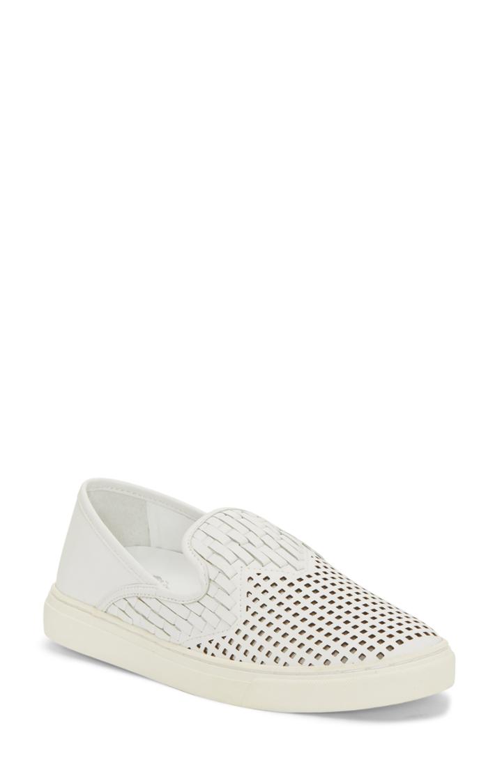 Women's Vince Camuto Bristie Sneaker M - White