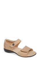 Women's David Tate Superb Sandal .5 M - Beige