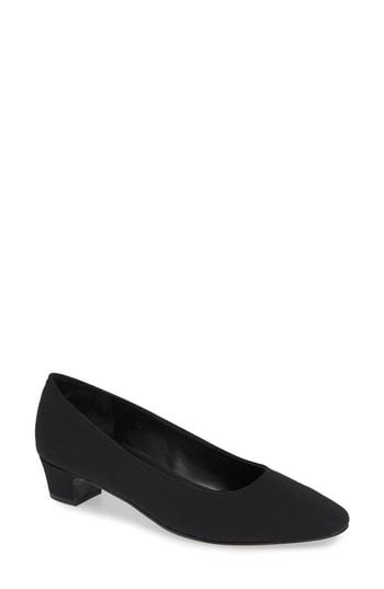 Women's Vaneli 'astyr' Almond Toe Pump .5 M - Black