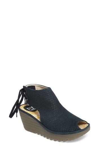Women's Fly London Ypul Wedge Sandal .5-6us / 36eu - Blue