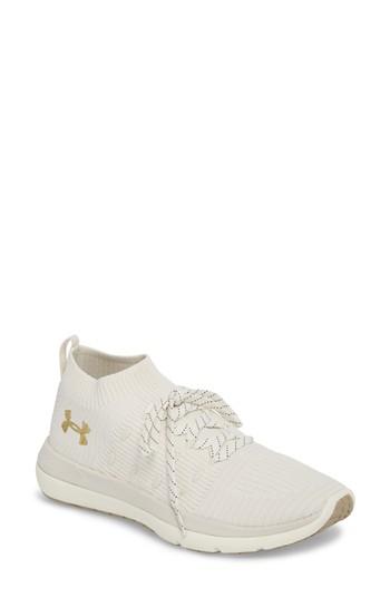 Women's Under Armour Slingflex Rise Sneaker M - White