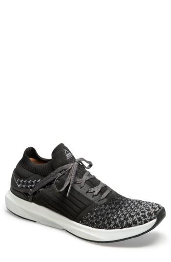Men's Brandblack Viento Sneaker