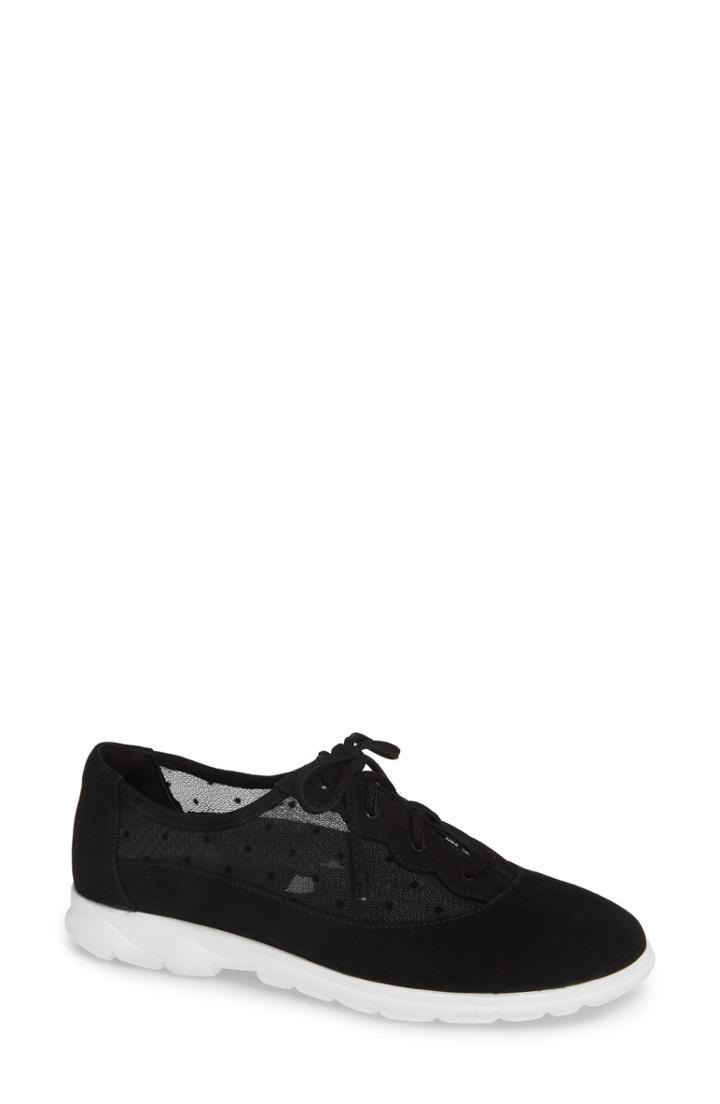 Women's Vaneli Lanka Mesh Sneaker .5 M - Black