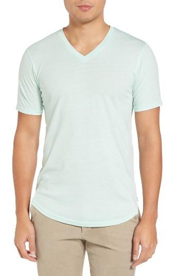 Men's Goodlife Scallop Hem V-neck T-shirt