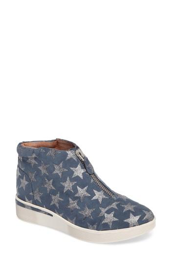 Women's Gentle Souls Hazel Fay High Top Sneaker .5 M - Blue