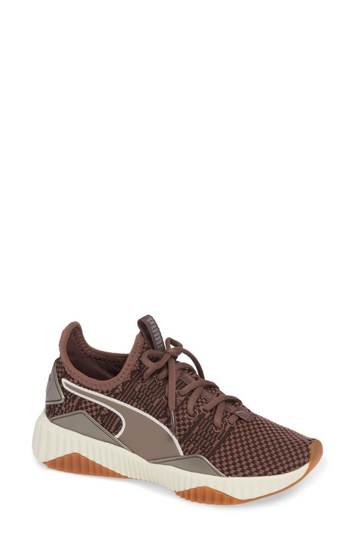 Women's Puma Defy Luxe Sneaker M - Brown