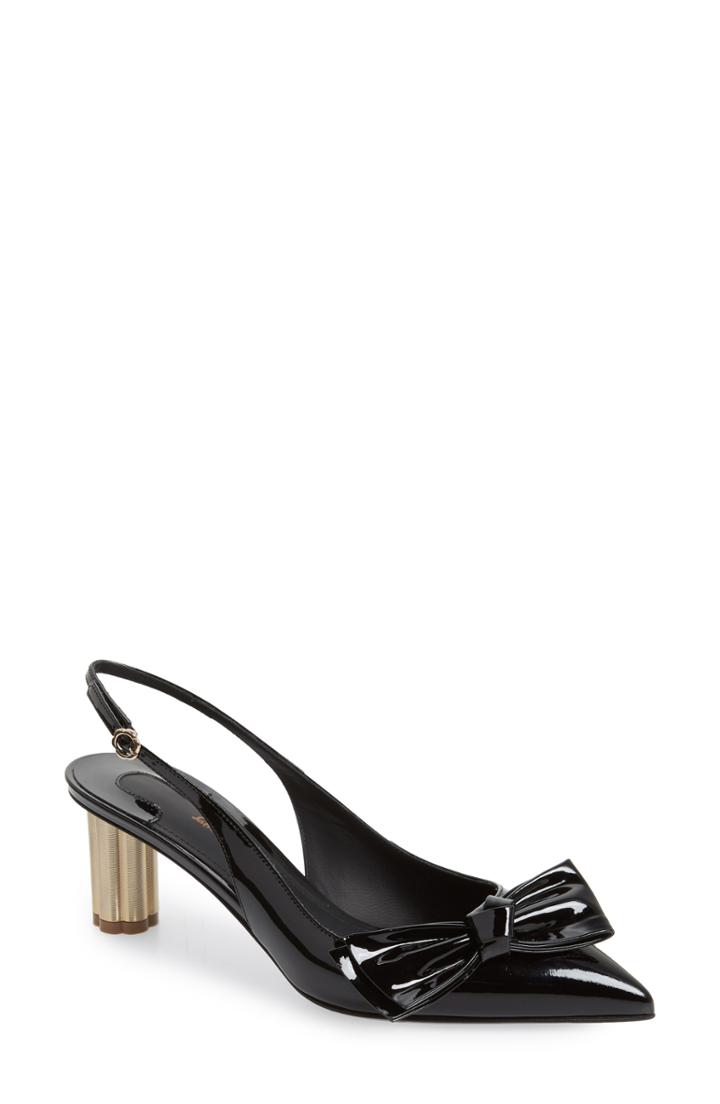 Women's Salvatore Ferragamo Slingback Pump .5 B - Black