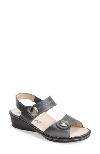 Women's Finn Comfort 'alanya' Sandal .5 M - Grey