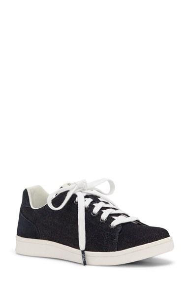 Women's Ed Ellen Degeneres Chapalove Sneaker .5 M - Blue