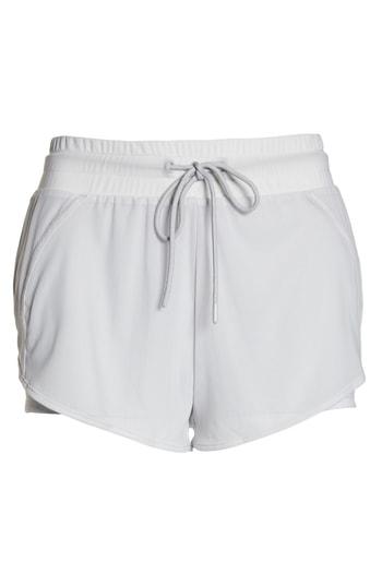 Women's Alo Ambience Shorts