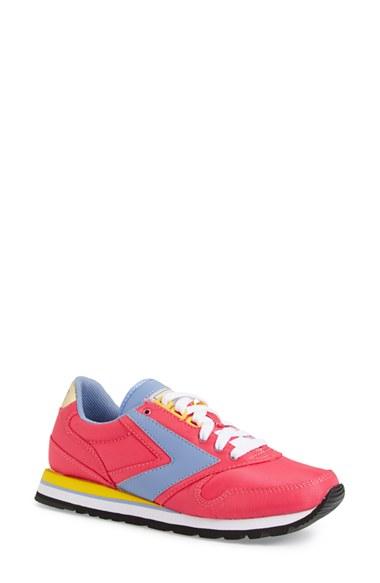 Women's Brooks 'chariot' Sneaker .5 B - Purple