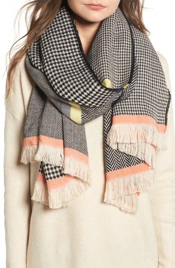 Women's La Double 7 Fringe Woven Scarf, Size - Black