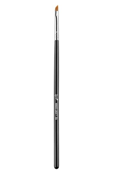 Sigma Beauty E06 Winged Liner(tm) Brush
