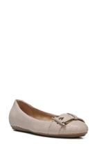 Women's Naturalizer Bayberry Buckle Flat M - Beige