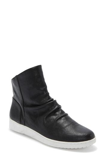 Women's Adam Tucker Rue Sneaker Bootie M - Black