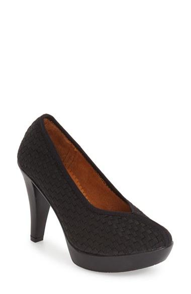 Women's Bernie Mev. 'legend' Platform Pump